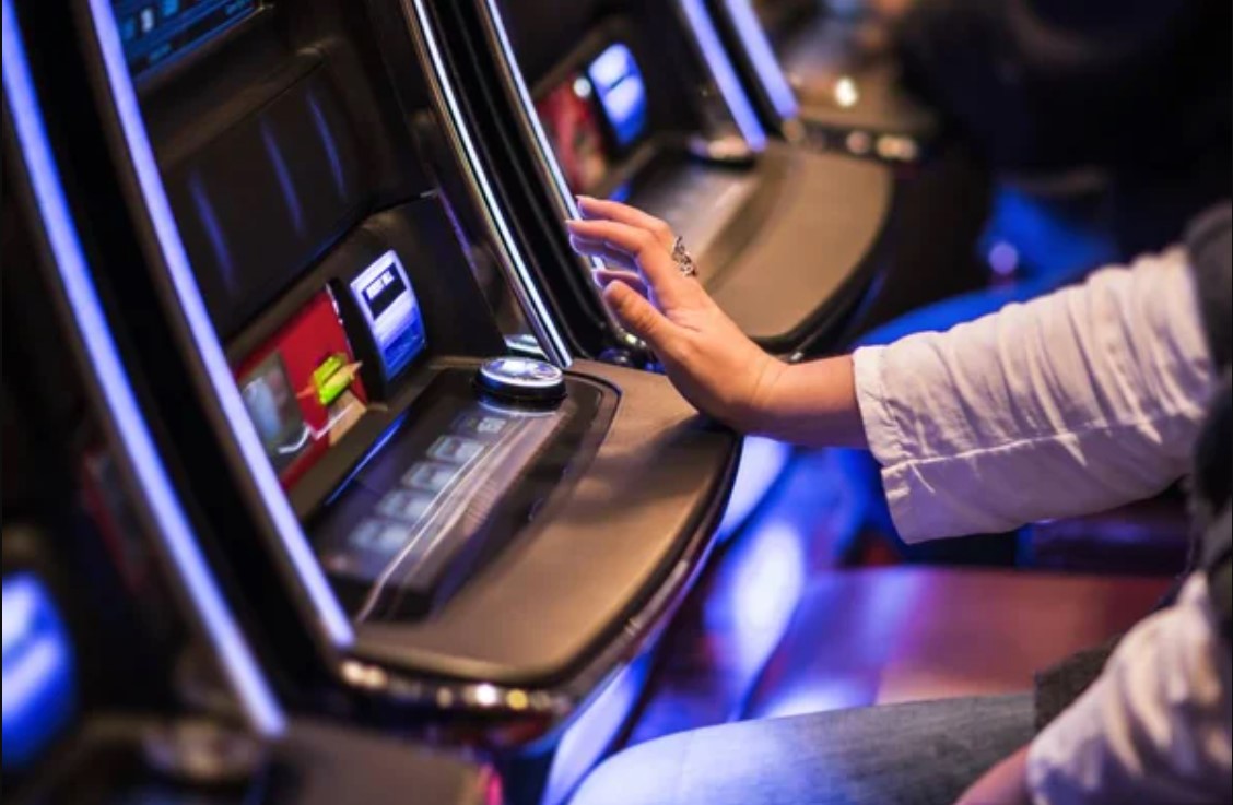 Bermain Slot Online di Kasino Tanpa Deposit: Peluang dan Pertimbangan